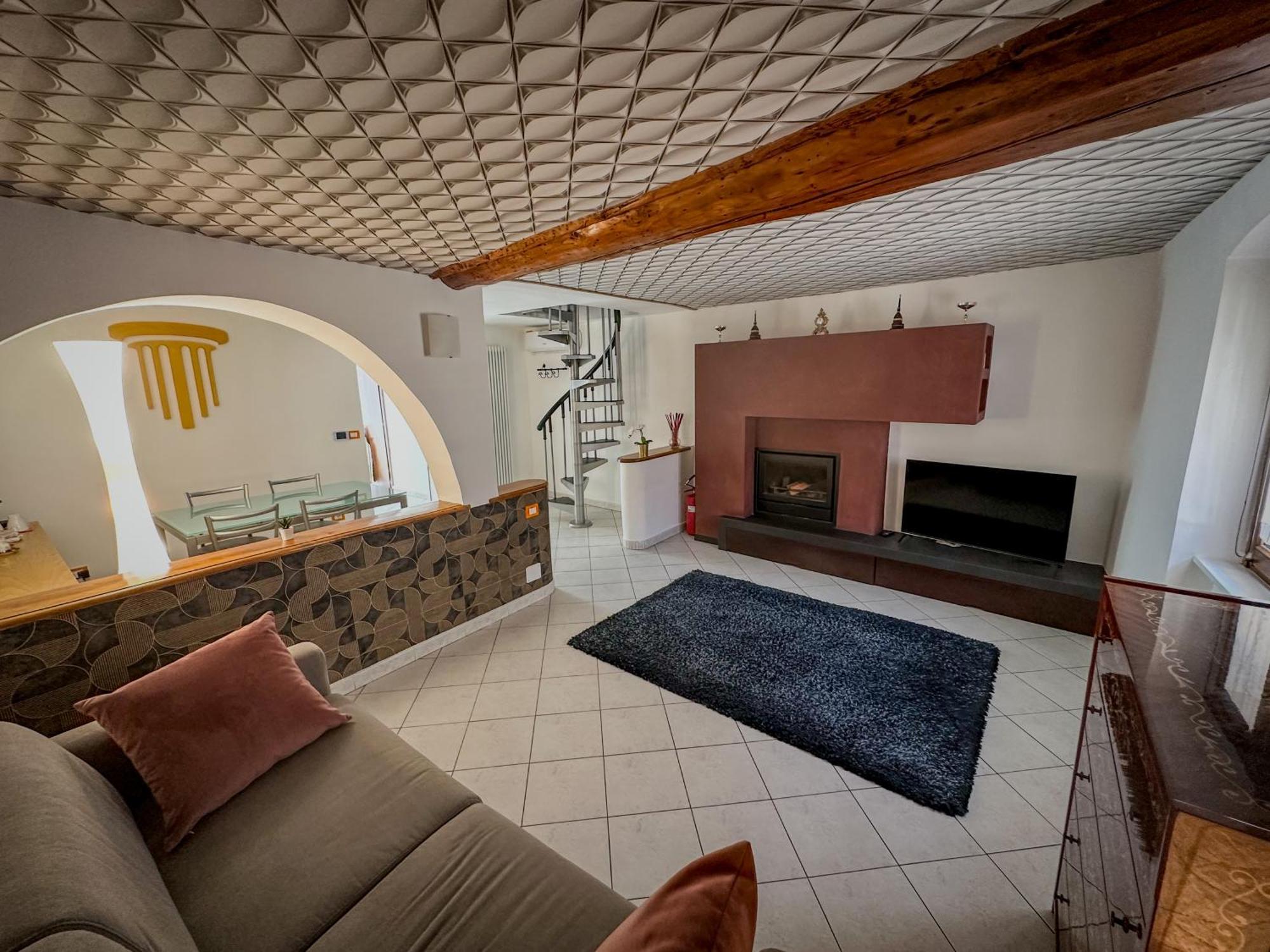 Appartement La Fuga Del Re - Lusso In Piazza Castello